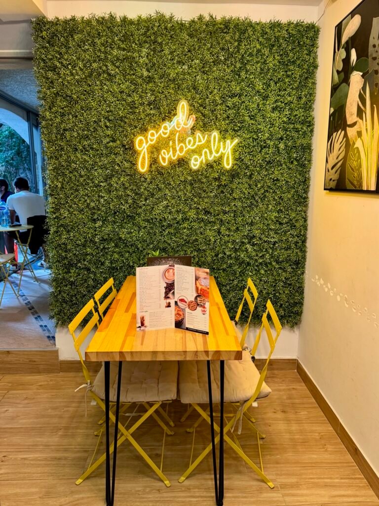 Cozy Ambiance at Caffe Fiorino in Montenegro